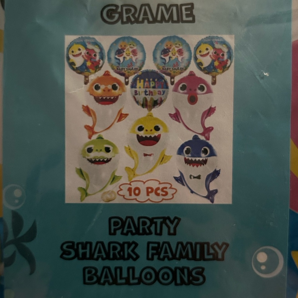 Grame Shark Family Party Balloons - Multicolor